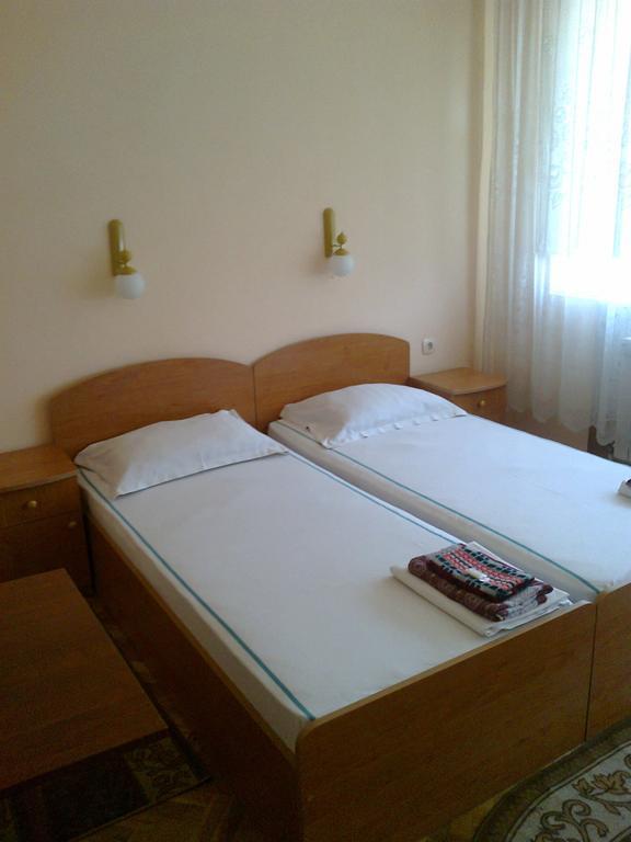 Family Hotel "May" Petrič Camera foto